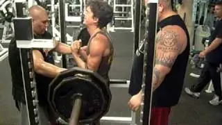 Pura Nutrition - Wisso Flex berzerker squats 205lbs