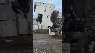 Опасный маневр 