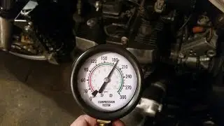 Измерение компрессии Suzuki GSX1400 с пробегом в 131 тыс км. Compression test on 2001 SUZUKI GSX1400