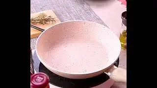 Масленка с кисточкой / Бутылка для масла Хозяюшка / Ёмкость с кистью из силикона