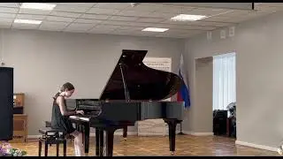 И.С.Бах 2-голосная Инвенция F-dur, Исп. Репина Ариана, 2 класс.