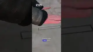 Душевой трап. Нюансы ☝️ В кадре наш главный инженер Андрей Макиенко #ремонт #дизайнинтерьера