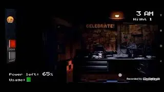 เล่นเกมfiive nights at freddy's ผมขอแค่คืนเดียวเดี๋ยวค่อยต่อ (กลัว)