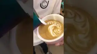 #latteart #barista #coffee #wave#tulip