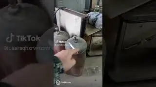 У тебя чё-то баллон вот этот травит...