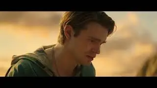 A true love kiss brings Snow White back to life