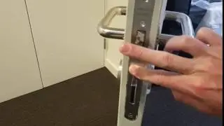 Abloy EL560 manual latch activation