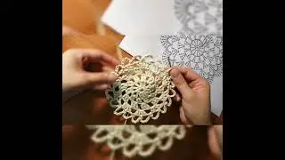 Сервировочная салфетка из рафии.