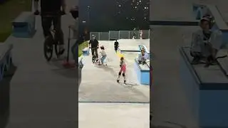 Чуть не сбил ребенка 😅 трюки на BMX 