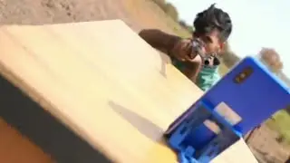 Gun VS Mobile