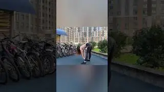 ПРИГЛАСИЛ СПОРТСМЕНКУ НА ЧАЙ И...😱#shorts