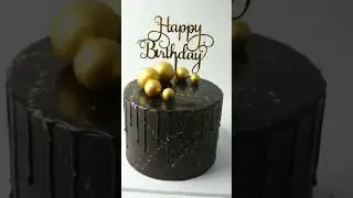 Cake Black & Gold.   #cake #kue #viral #gold #black #yummy #decoration #shorts #short #shortvideo