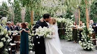 Lindsey & Kevin's Downtown Charleston Wedding Teaser // The Dewberry