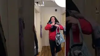 When mom brought clothes 😂 | Marvholm