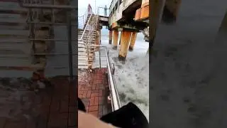 Шторм! Всегда интересней находится в центре событий, чем быть за бортом 😎  #live #wine  #degustatorg