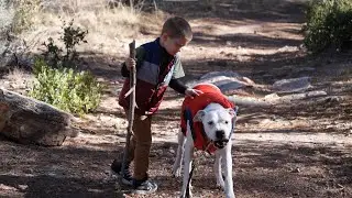 Hunting for Geodes in Payson, Arizona. Hosted by Benny