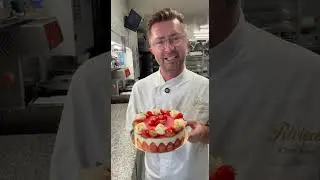 Our new cake masterclass started today! Link in the description: 
