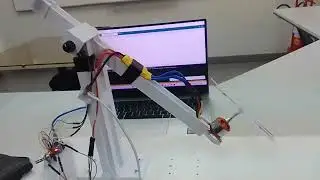 #arduino control pid de posición angular