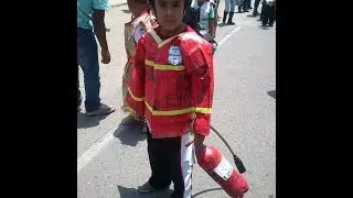 RECICLAJE DE PAPEL PERIÓDICO DISFRAZ DE BOMBERITO