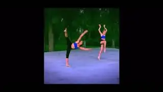 Kurveshop Stretch & Dance ft. Arianna Hatch & Ava Garr