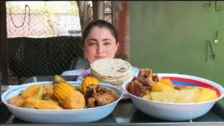 Sopa De Hueso De Cabrito