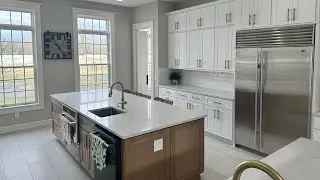 Lily Ann Cabinets Craftsman White Shaker & Craftsman Natural Shaker Kitchen!