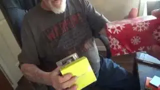 ANGRY GRANDPA RUINS CHRISTMAS! PS4 PRANK /  ЗЛОЙ ДЕДУШКА СДЕЛАЛ ПОДАРОК ВНУКУ НА РОЖДЕСТВО