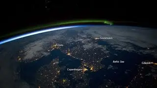 Huge Mother ship captured by NASA from ISS / Огромный Корабль Матка заснят НАСА с МКС