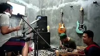 instrument joni band