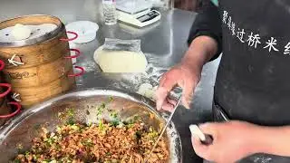 How they make Meat Filled Buns in China (Xiao Long Bay)