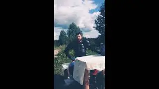 По брошенной военной части