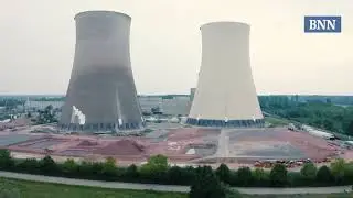 В Германии эффектно взорвали башни закрытой АЭС.