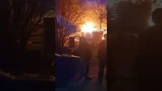 Ночью в Красном Бору полыхало дважды