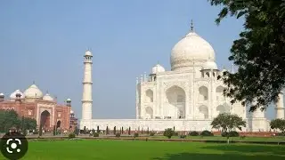 The Taj Mahal in Agra 🥰🙂