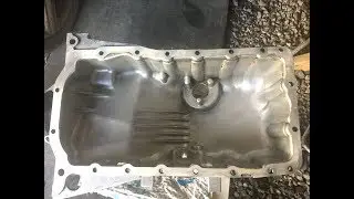 Removing the oil pan on an Audi A4 B6 1.8T