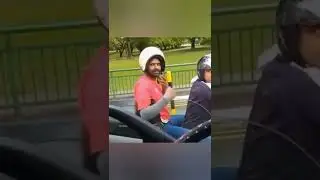 смех