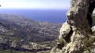 Северный Кипр, Кирения вид с высоты, Замок Иллариона