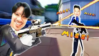 GÁI ANIME TAI MÈO CẦM SÚNG