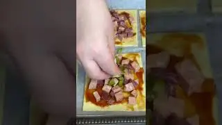 Быстрая МИНИ ПИЦЦА из слоёного теста!!! Очень вкусная и хрустящая.