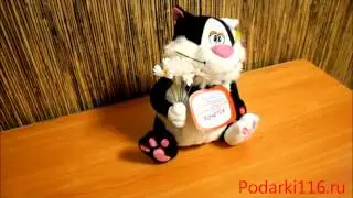 Мартовский кот который не воет а поет песню...