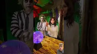 Magic Touch🎃⚡️#beetlejuice #fakeortega #shorts #netflix #halloween #trickortreat