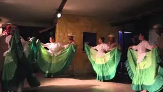 Panamanian Folkloric Dance at Las Tinajas