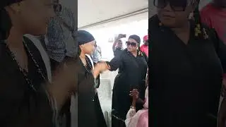Tazama Shilole na Esha Buheti wakipatana msibani kwa Grace Mapunda