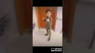 Küçük Yağızdan   Askerlere  Selam  Gönderiyor