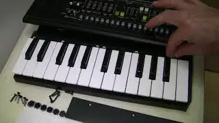 Roland K-25m Keyboard for Boutique - Repair and upgrade (bad screws)