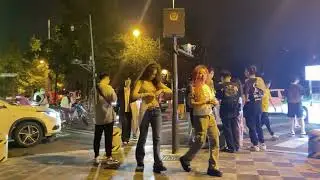 📢China Nightlife: A Walk🚶 in Chengdu City Bar Street, Sichuan | 4K China  中国成都酒吧街