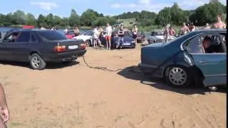 Audi Turbo Quattro vs BMW 5 кто кого