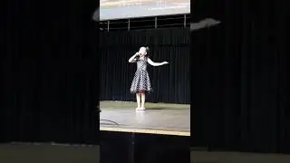 Песня "Я живу в России "