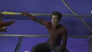 ¡Imágenes oficiales de Andrew Garfield en Spider-Man: No Way Home Set!