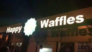 Вывески с RGB подсветкой букв